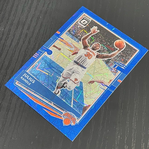 2020-21 JULIUS RANDLE BLUE VELOCITY Donruss Optic Prizm Basketball Card #89 - Picture 2 of 3